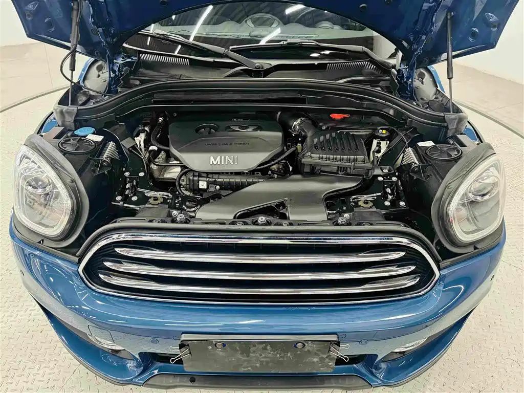 Countryman 2017 1.5T Cooper all4 traveler купить на сайте DeffCars
