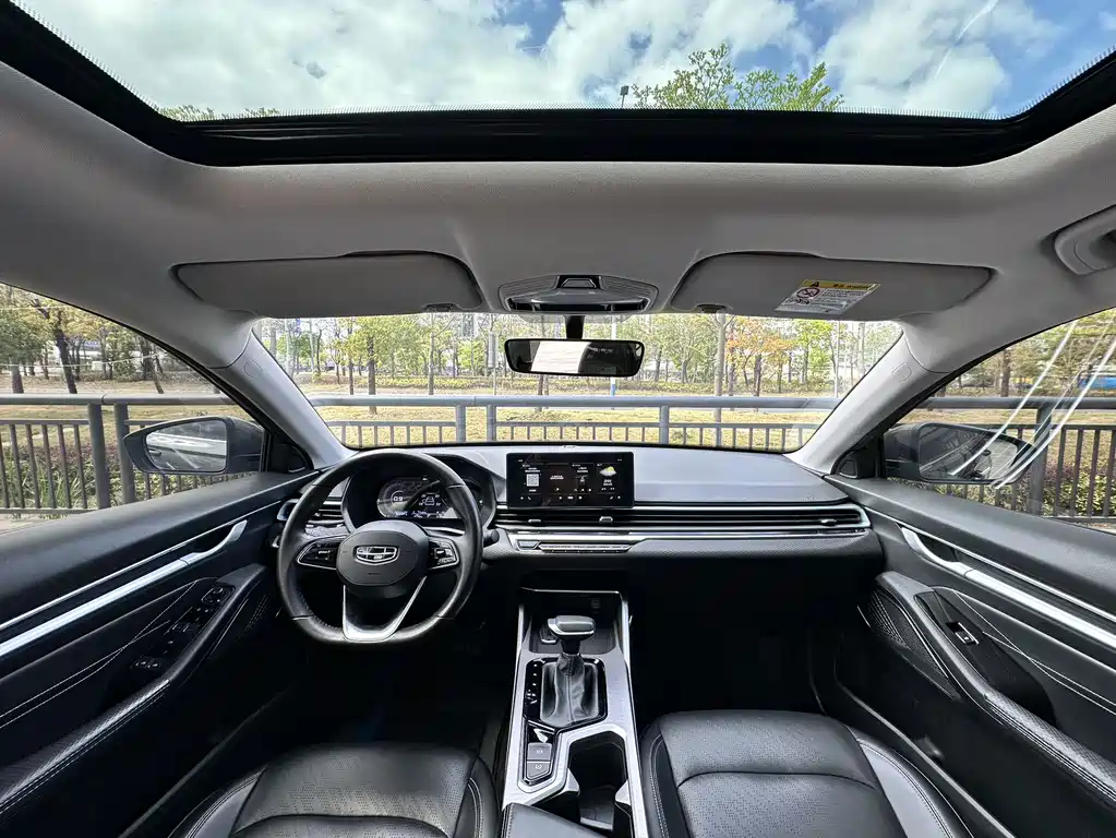 Emgrand 2021 UP 1.5L CVT luxury model купить на сайте DeffCars