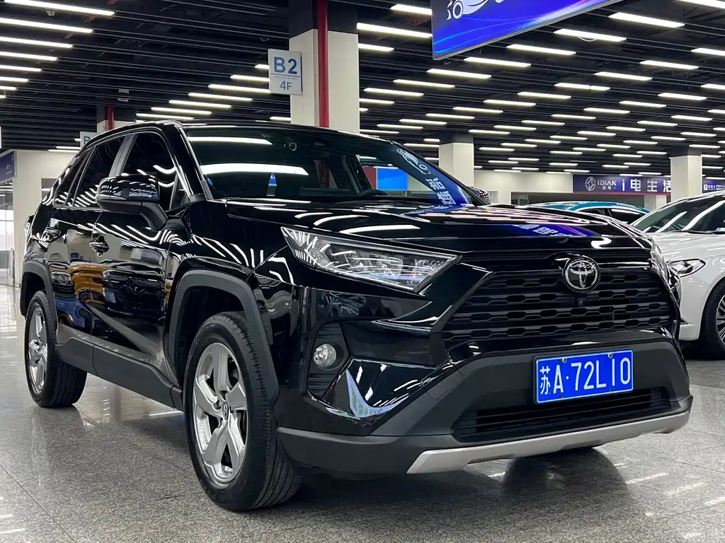 RAV4 Rongfang 2021 2.0L CVT two-wheel drive fashion PLUS version купить на сайте DeffCars