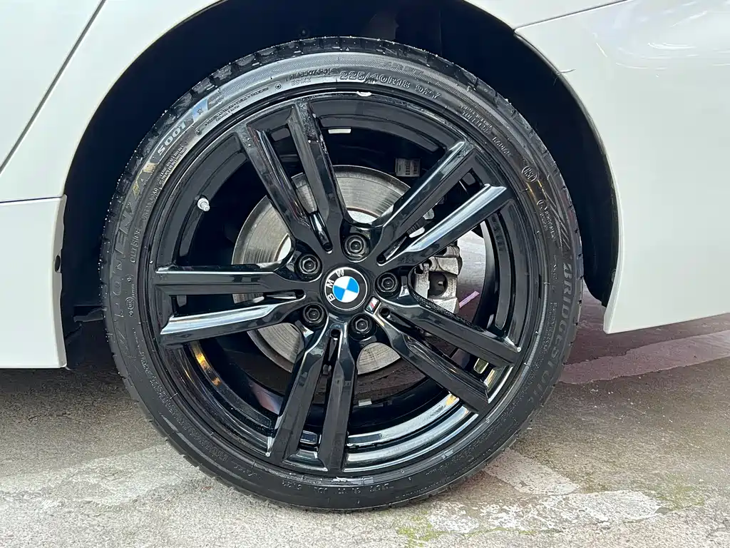 BMW 1 Series 2023 125i M Sports Night Edition купить на сайте DeffCars