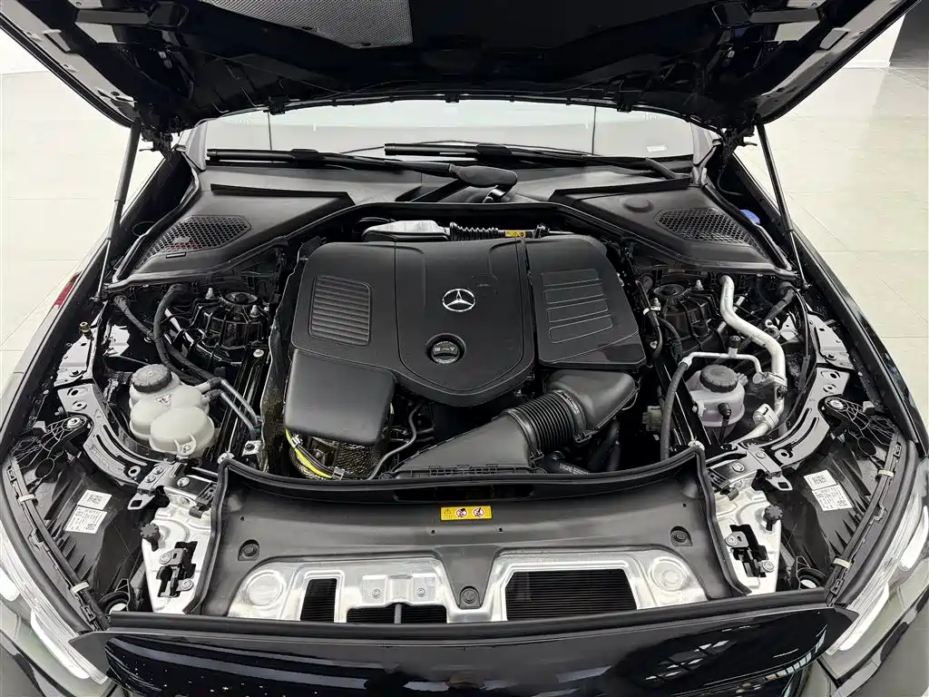 Mercedes-Benz E-Class 2025 E 300 L Luxury Model купить на сайте DeffCars
