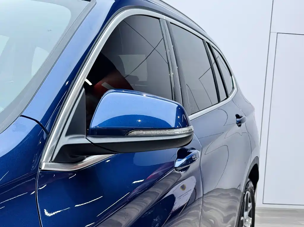 BMW X1 2021 sDrive25Li Leading Model купить на сайте DeffCars