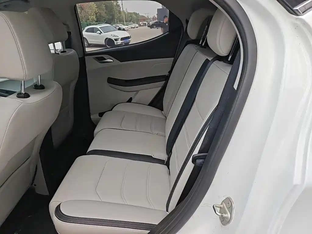 Yuan Pro 2021 model 401KM luxury model купить на сайте DeffCars