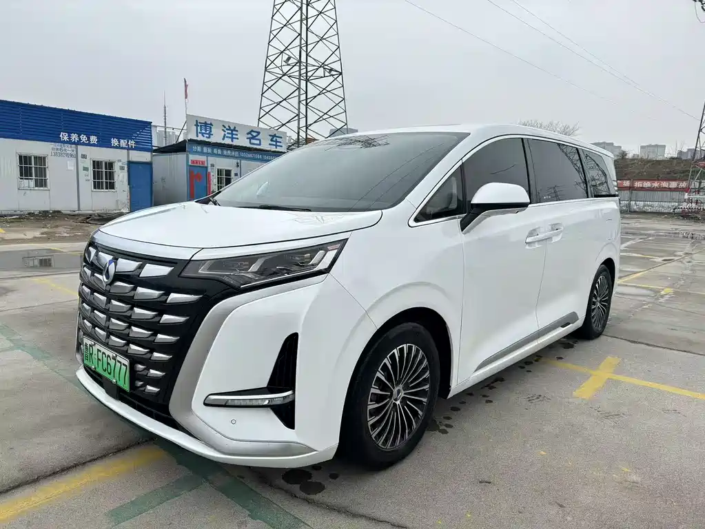 Denza D9 2022 DM-i 970 four-wheel drive premium model купить на сайте DeffCars