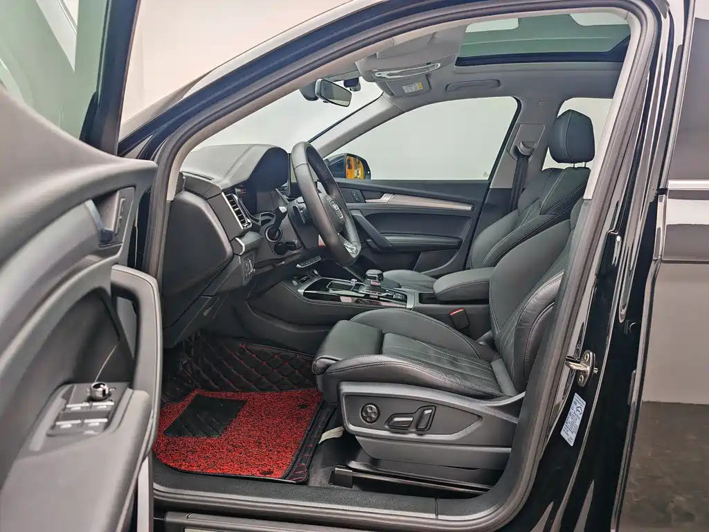 Audi Q5L 2023 40T fashionable and dynamic model купить на сайте DeffCars