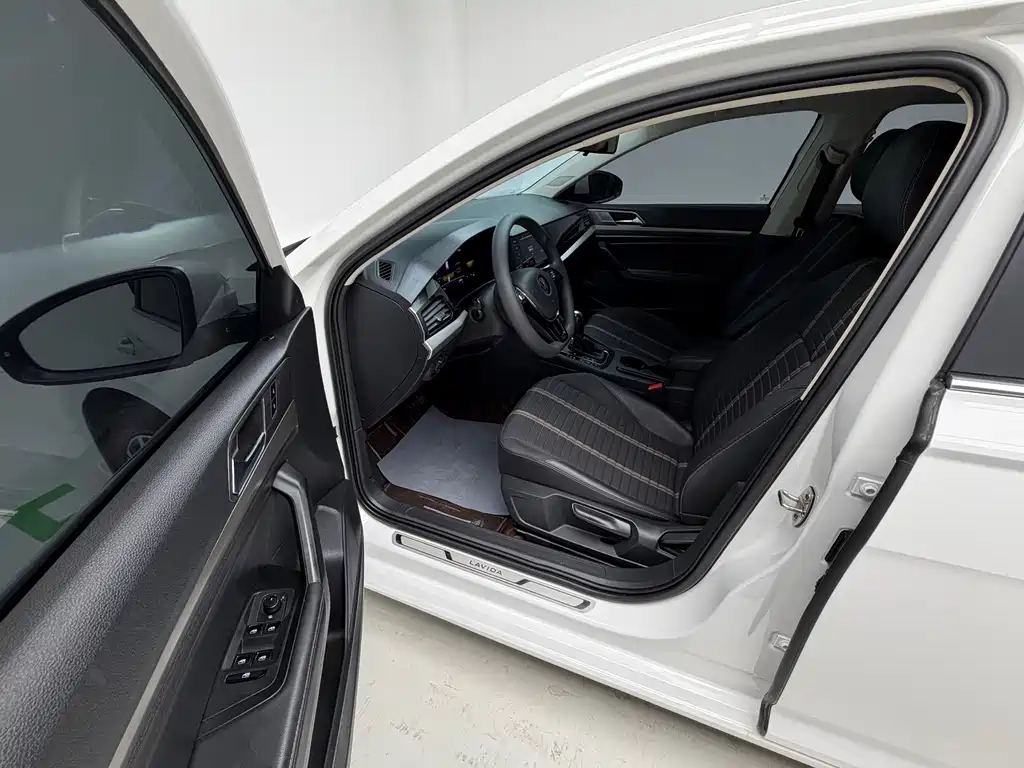 Lavida 2022 280TSI DSG Comfort Edition купить на сайте DeffCars