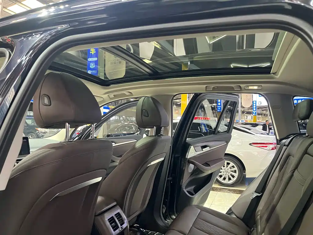BMW X3 2023 xDrive30i Advanced M Night Package купить на сайте DeffCars