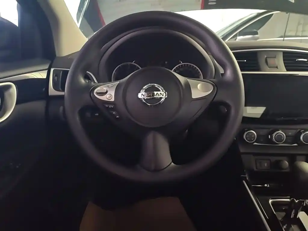 Sylphy 2021 Classic 1.6XL CVT Deluxe Edition купить на сайте DeffCars