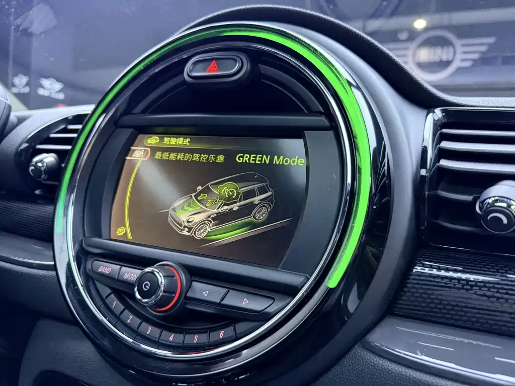 MINI CLUBMAN 2016 facelift 2.0T COOPER S купить на сайте DeffCars