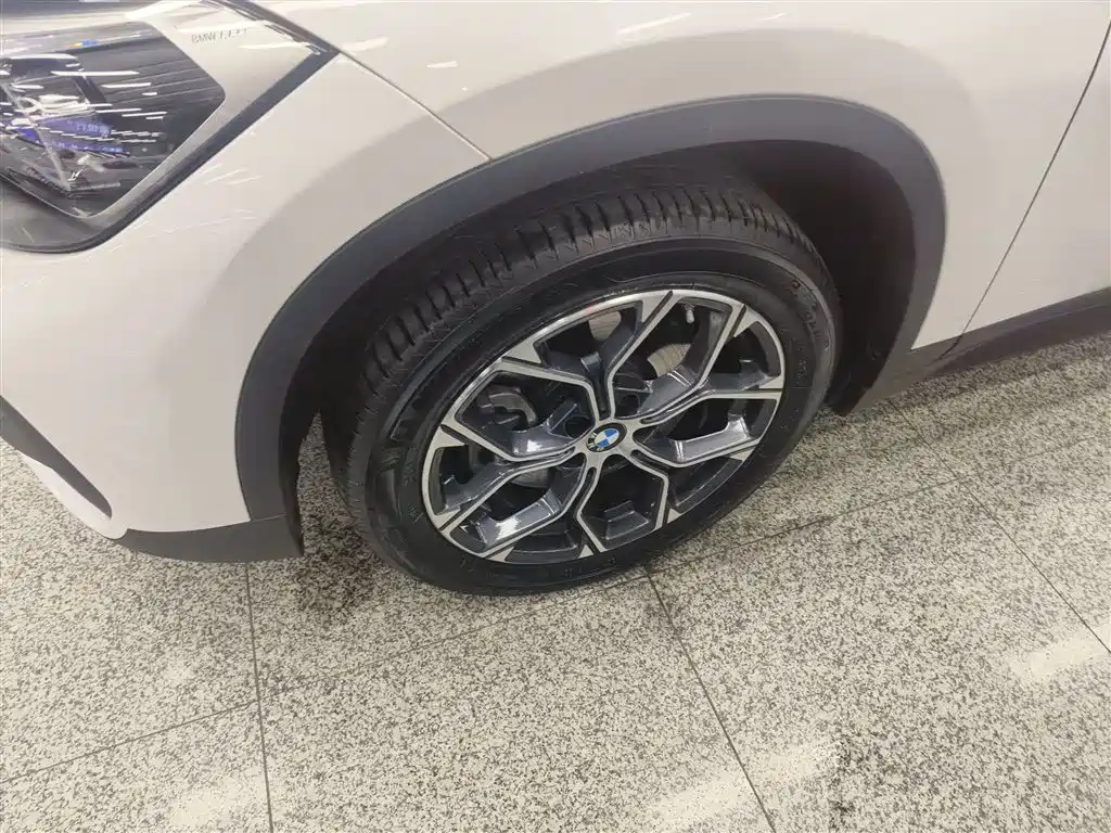 BMW X1 2020 sDrive25Li Leading Model купить на сайте DeffCars