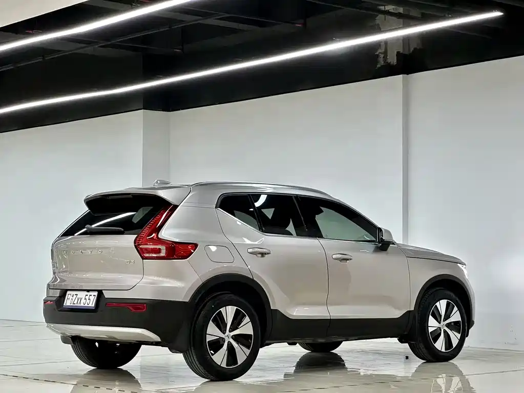 Volvo XC40 2024 B3 Zhiyuan Luxury Edition купить на сайте DeffCars