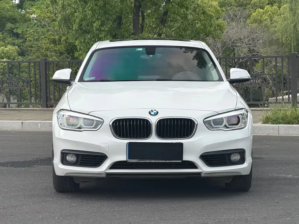 BMW 1 Series imported 2015 120i leading model купить на сайте DeffCars