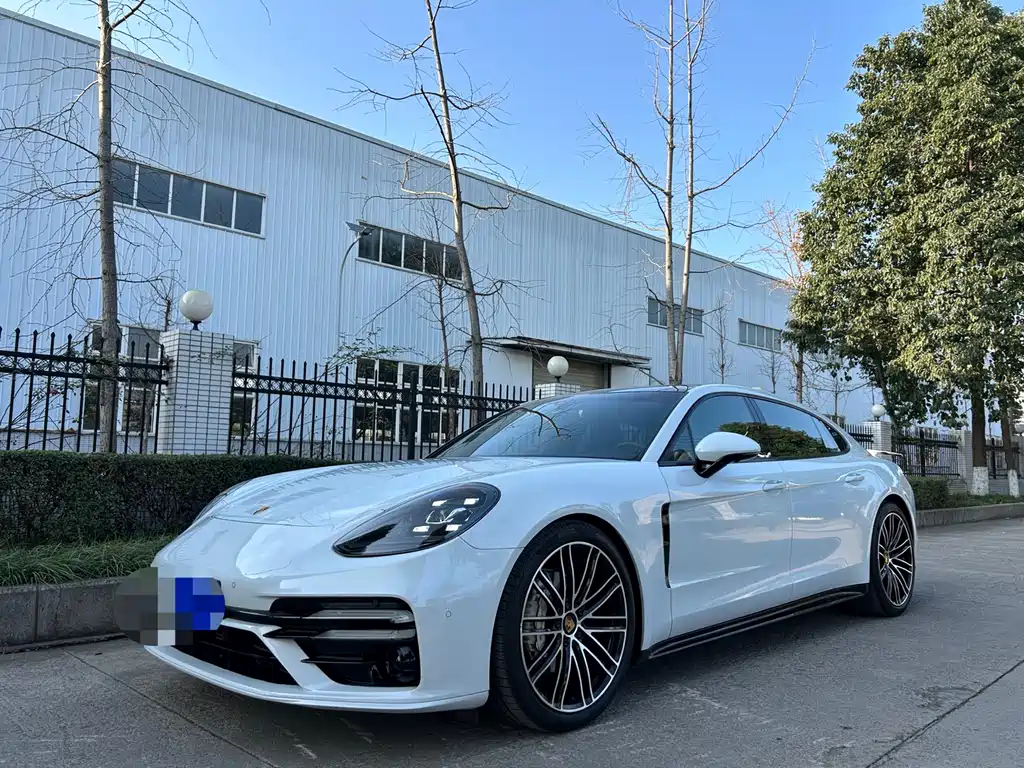 Panamera 2017 Panamera Executive Extended Edition 3.0T купить на сайте DeffCars