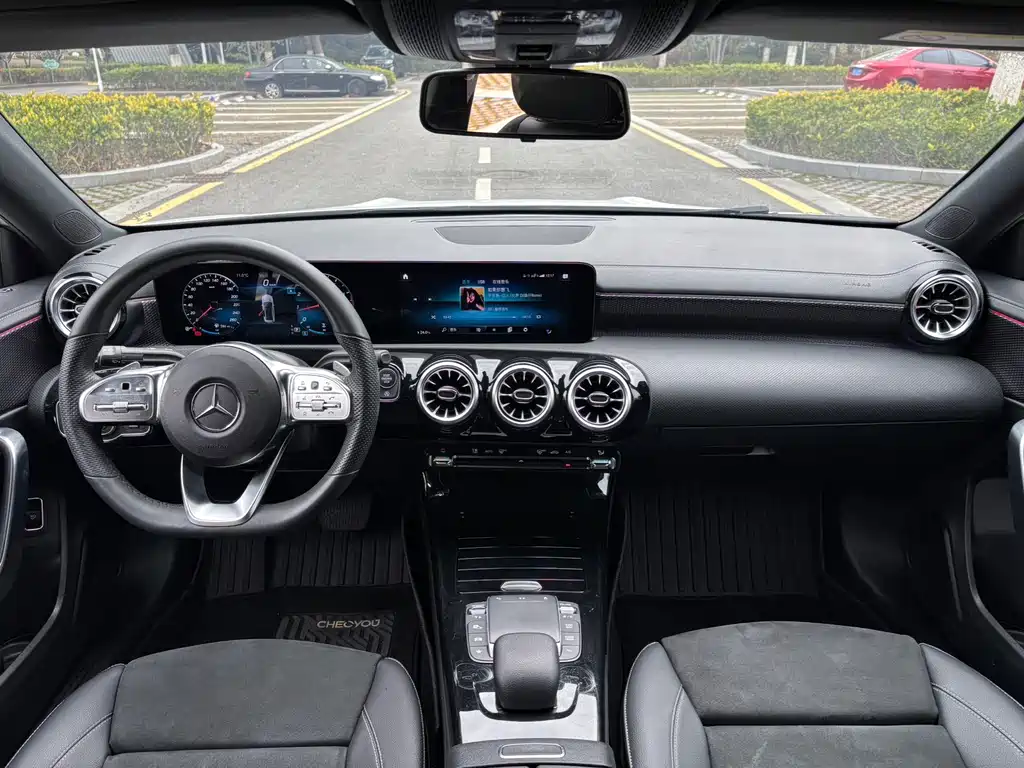 Mercedes-Benz A-Class 2021 A 200 L Sports Sedan Fashionable купить на сайте DeffCars
