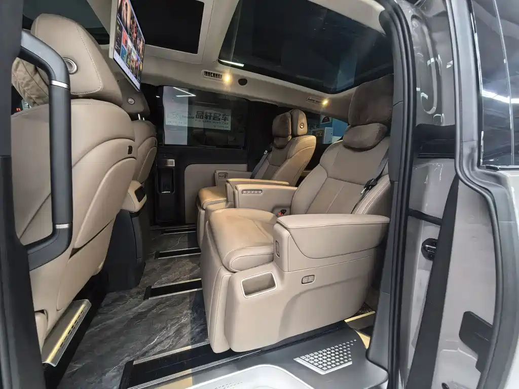 Ideal MEGA 2025 Home Family Special Edition купить на сайте DeffCars