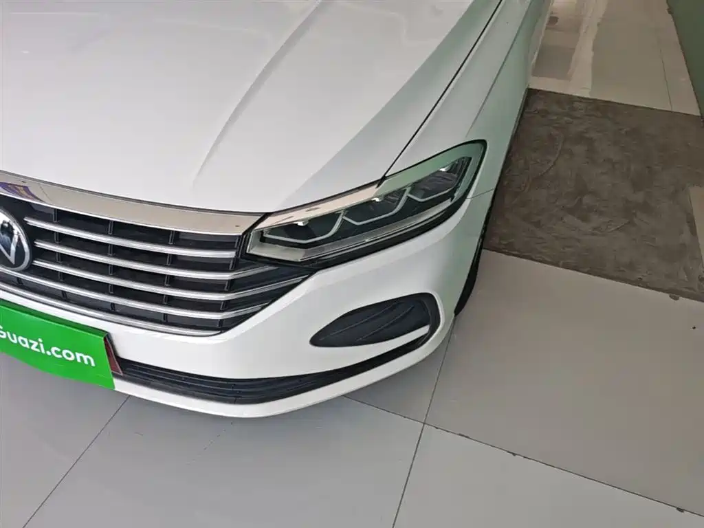 Lavida 2023 facelift 1.5L automatic Deyi version купить на сайте DeffCars