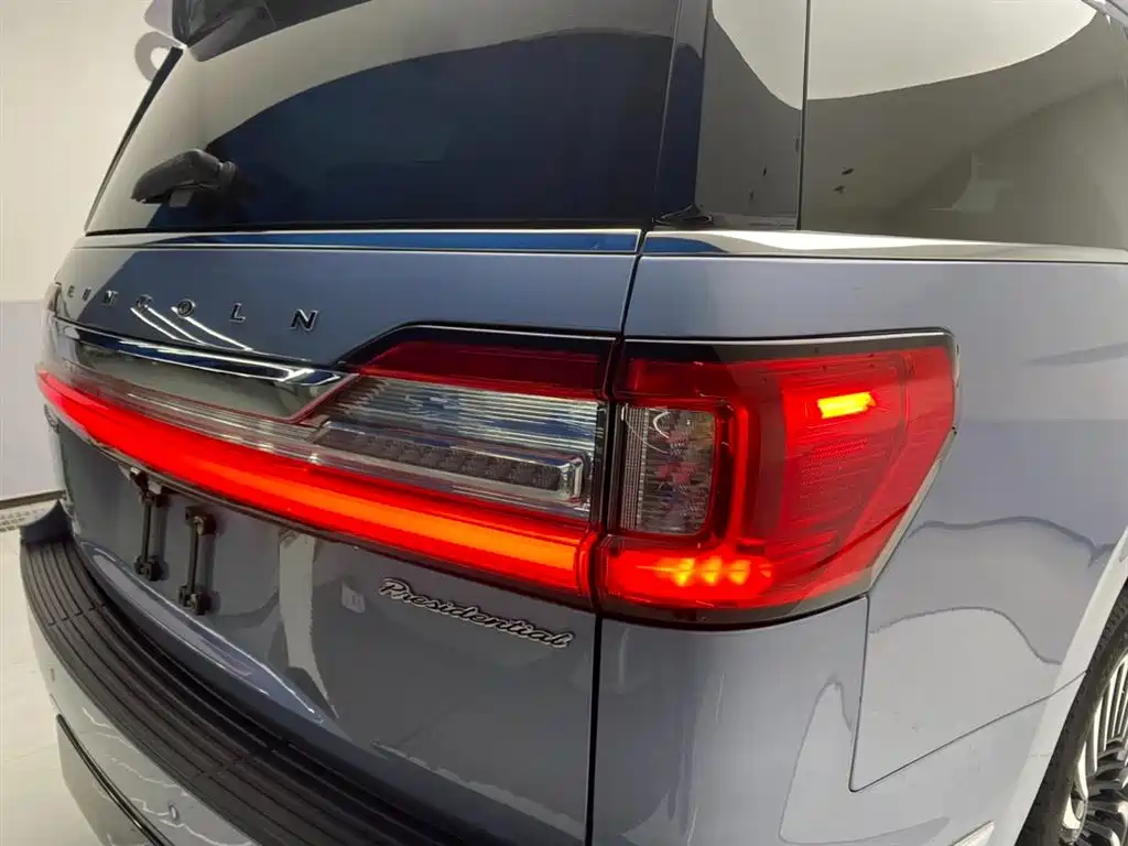 Navigator 2020 3.5T President Series купить на сайте DeffCars