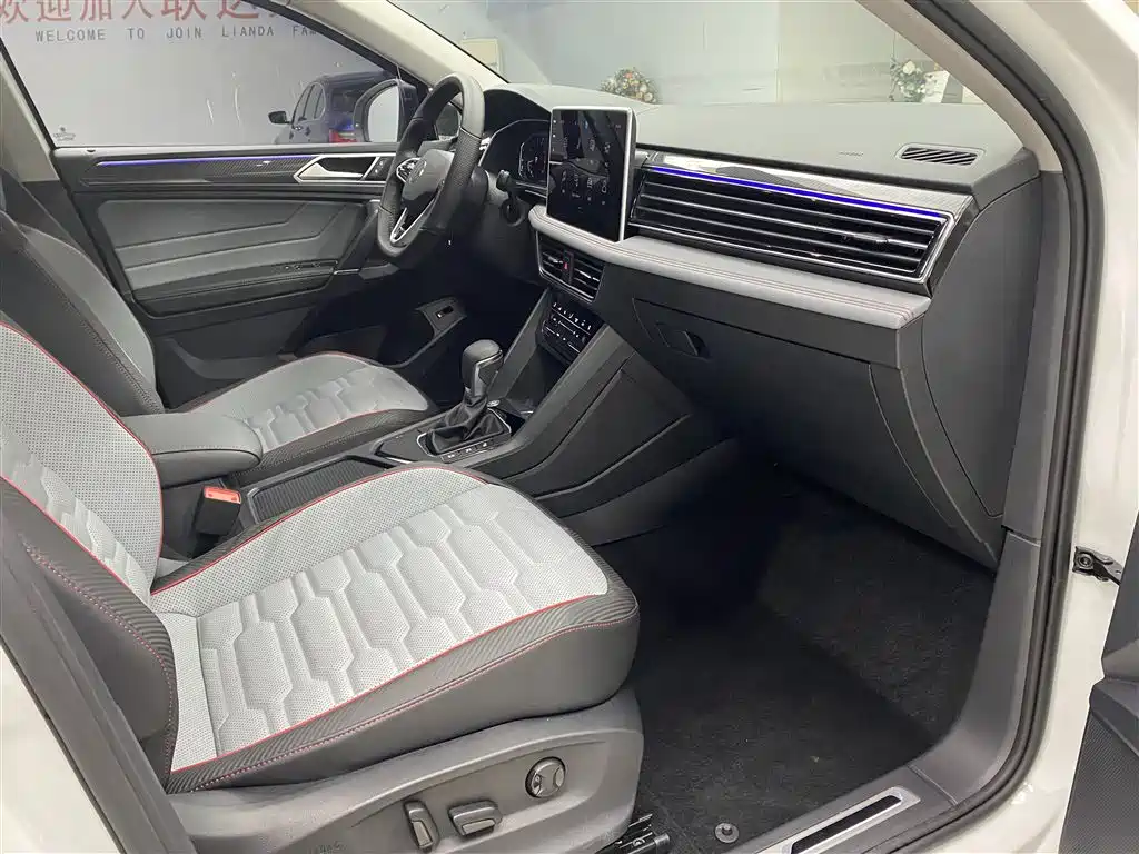 Tiguan X 2023 facelift 330TSI two-wheel drive flagship version купить на сайте DeffCars