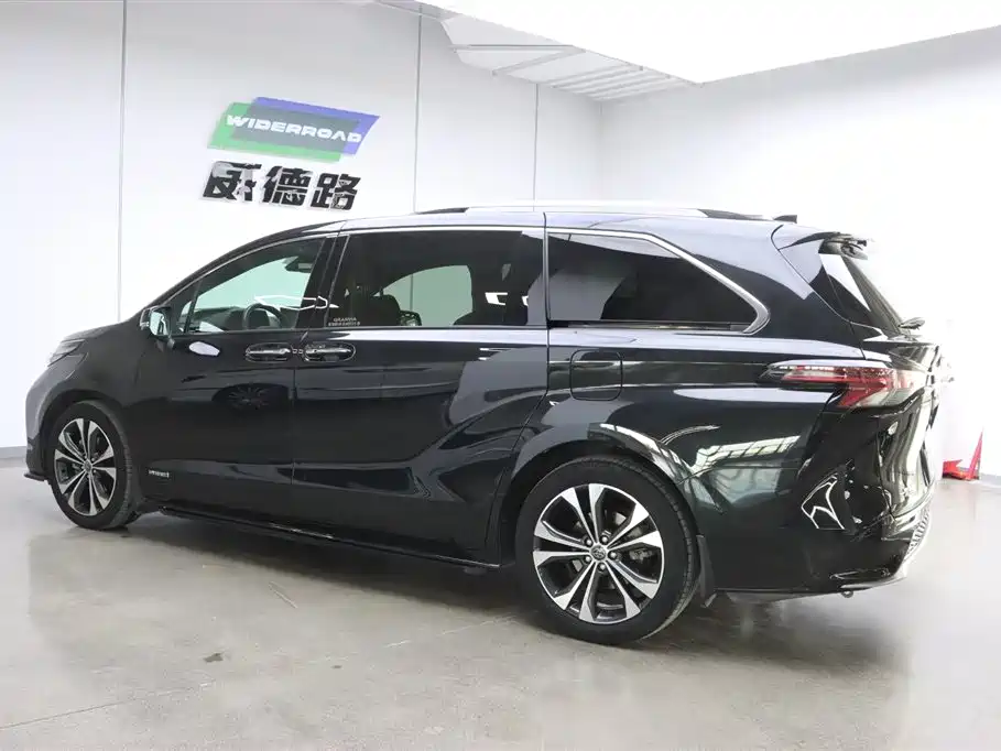 Grevia 2022 2.5L Hybrid Premium Edition купить на сайте DeffCars