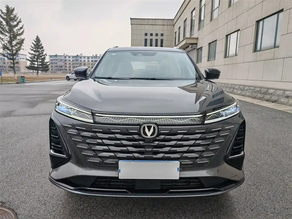 Changan CS75PLUS 2026 Smart Champion Edition 1.5T New Blue Whale Smart Navigation Model купить на сайте DeffCars