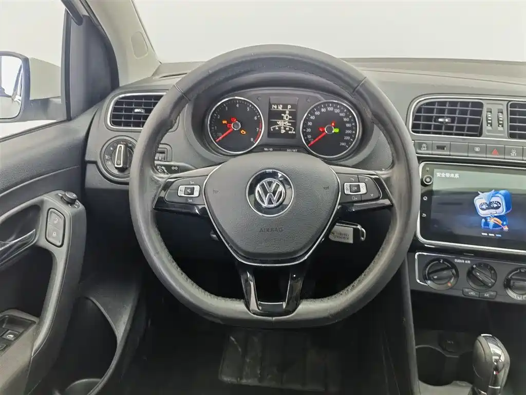 Polo 2018 1.5L automatic safety model купить на сайте DeffCars