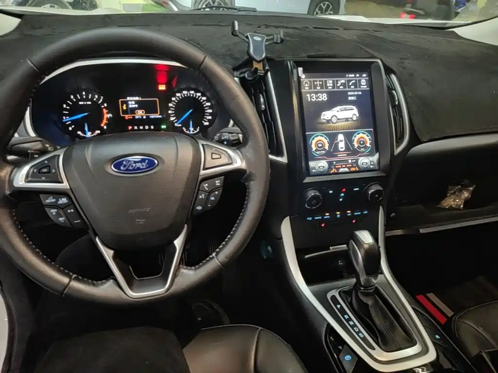 Ruijie 2018 EcoBoost 245 2WD Platinum 5-seater купить на сайте DeffCars