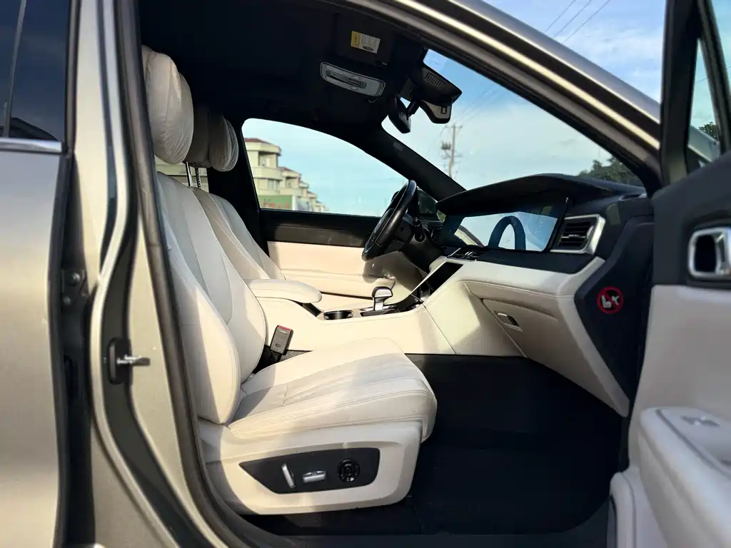 Ideal ONE 2020 extended range 6-seater version купить на сайте DeffCars