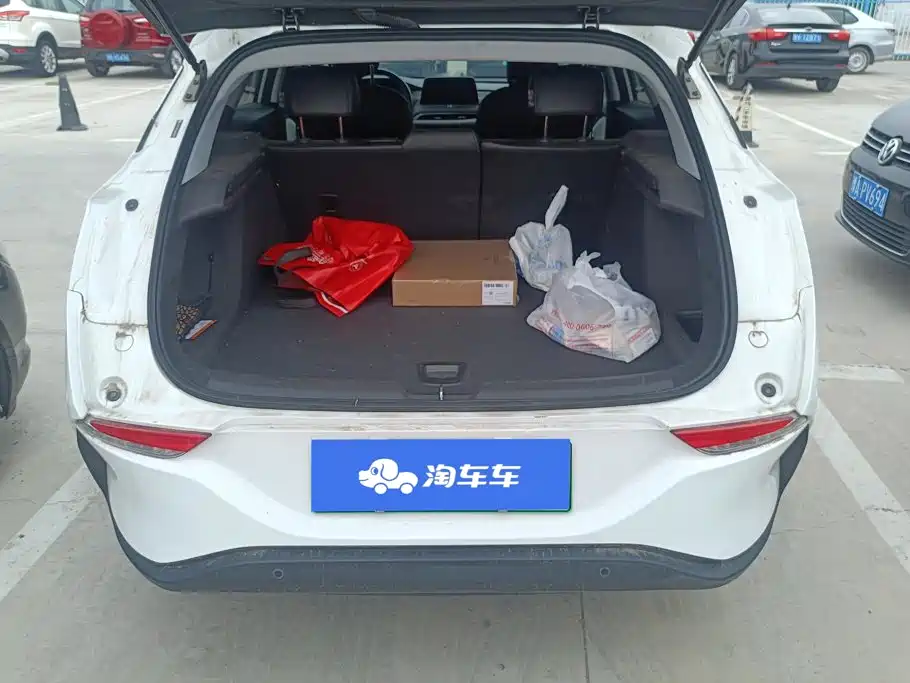 Weilan 6 2022 plug-in hybrid connected smart model купить на сайте DeffCars