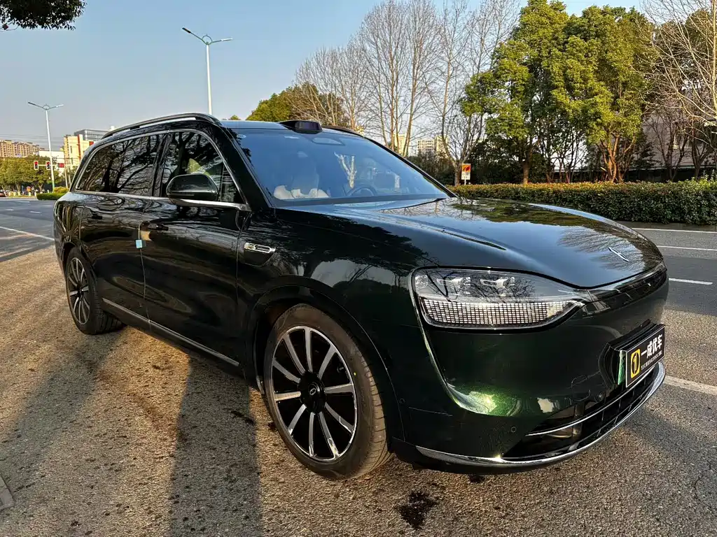 Wenjie M9 2025 extended range Ultra version 52kWh 6-seater version (192-line lidar) купить на сайте DeffCars