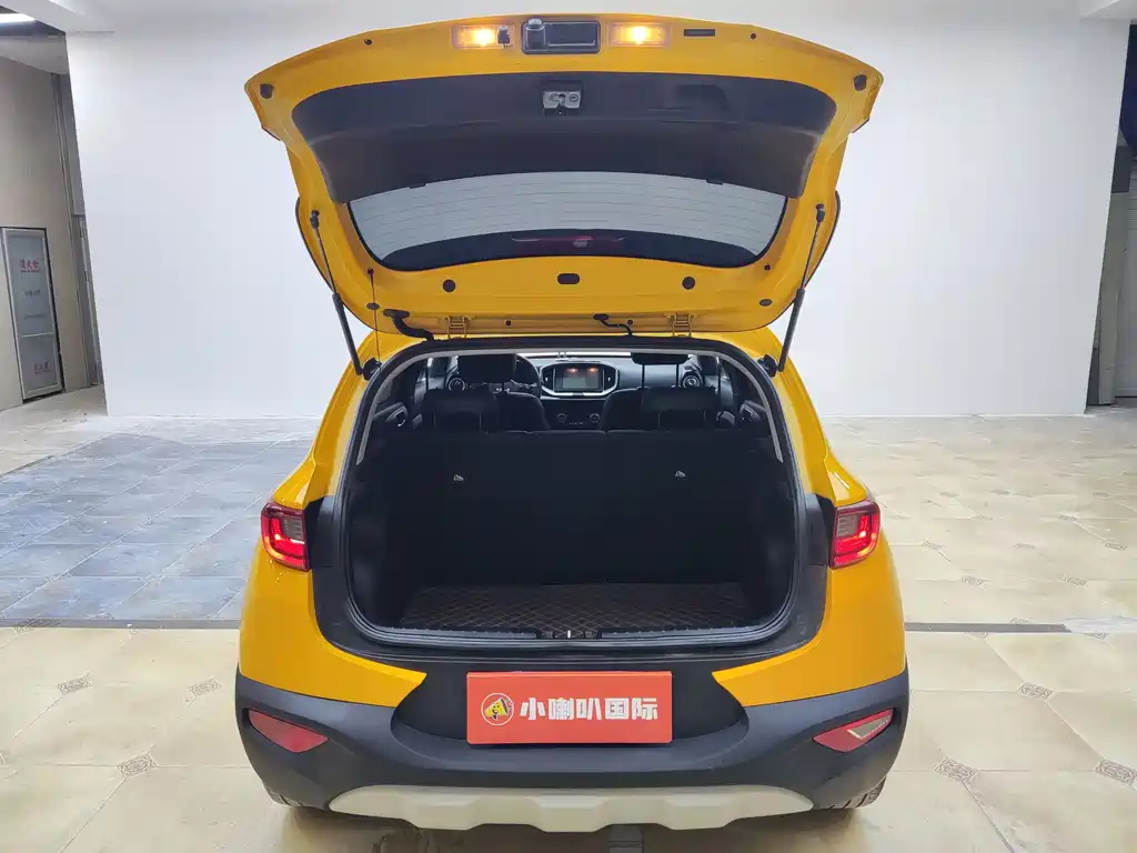 Yipao 2021 1.4L CVT fun sunroof model купить на сайте DeffCars