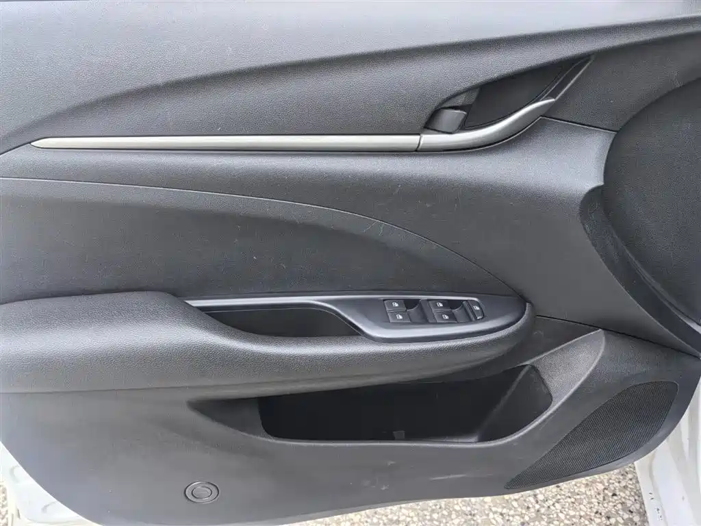 Yinglang 2021 facelift 1.3T automatic light hybrid elite model купить на сайте DeffCars