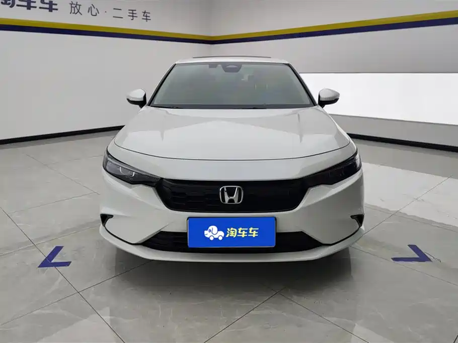 Model 2023 240TURBO CVT Leading Edition купить на сайте DeffCars