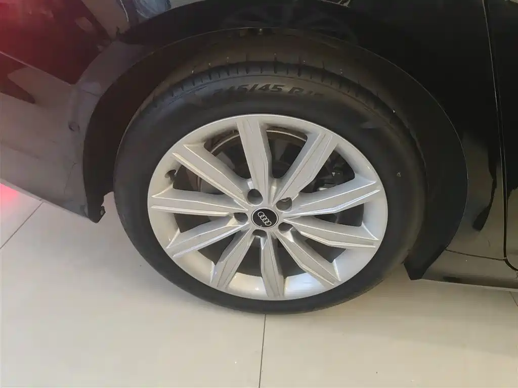 Audi A6L 2024 45 TFSI Premium Dynamic Model купить на сайте DeffCars
