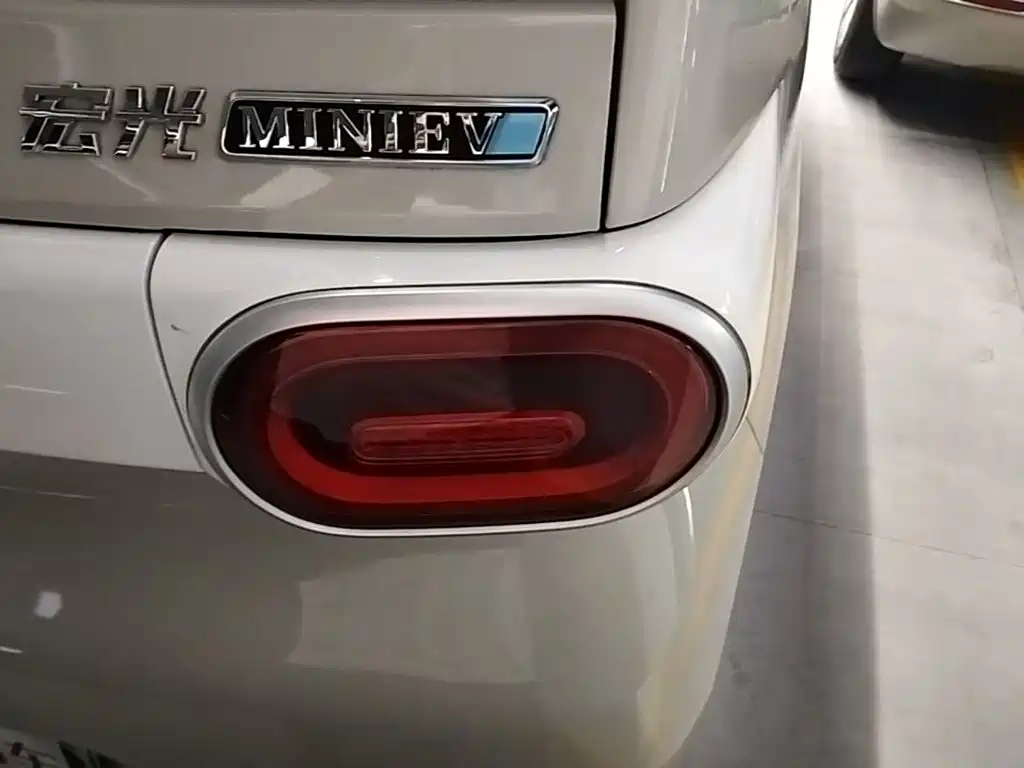 Hongguang MINIEV 2024 third generation 215km youth version купить на сайте DeffCars
