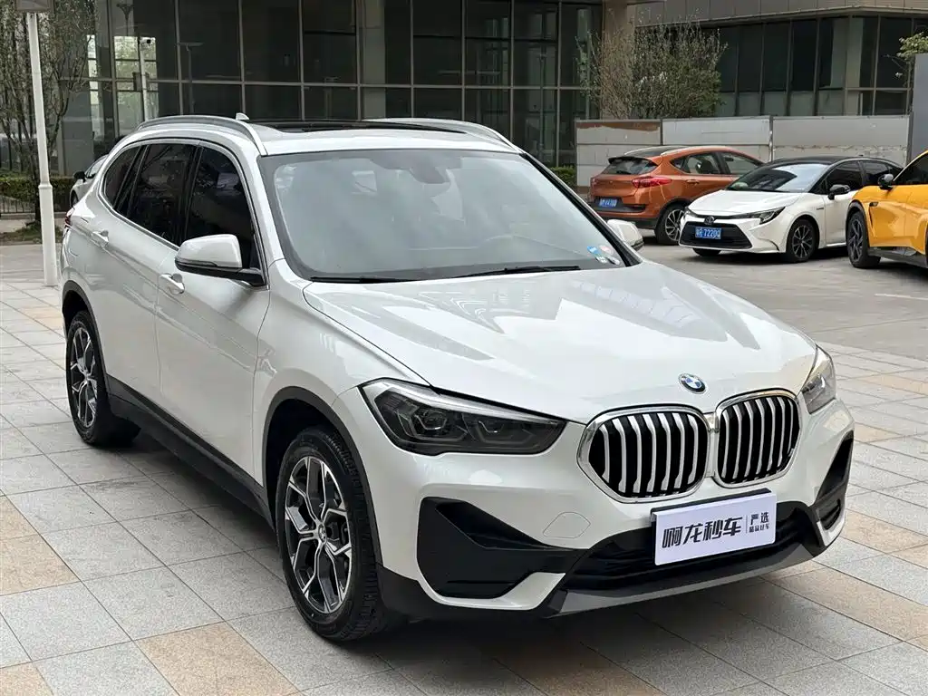BMW X1 2020 sDrive25Li Leading Model купить на сайте DeffCars