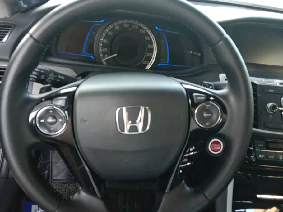 Accord 2016 Hybrid 2.0L Ruiku Edition купить на сайте DeffCars