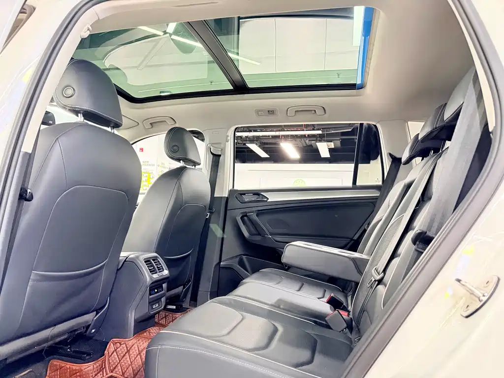 Tiguan L 2018 330TSI automatic two-wheel drive flagship version купить на сайте DeffCars