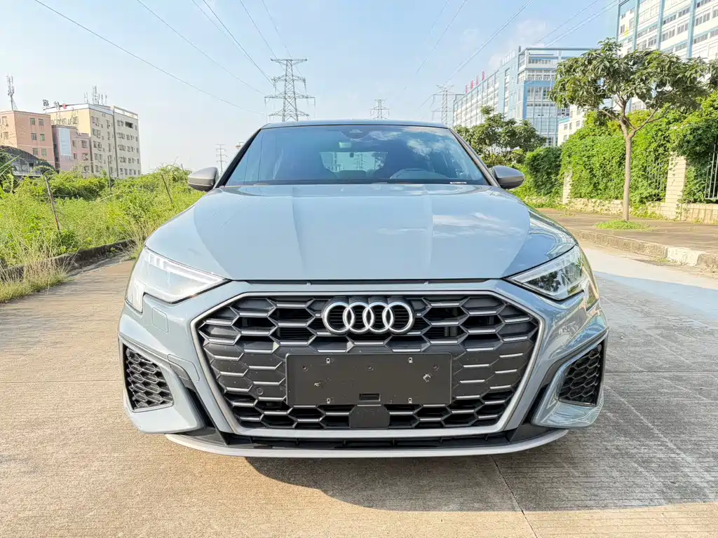 Audi A3 2022 A3L Limousine 35 TFSI RS Kit Burning Speed ​​Type купить на сайте DeffCars