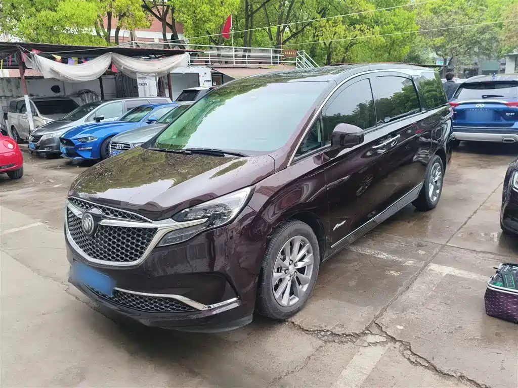 Buick GL8 2020 Avenir seven-seater gift version купить на сайте DeffCars