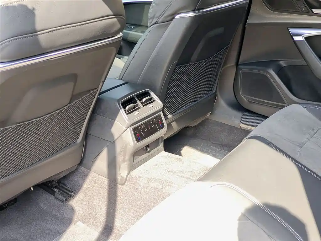 Audi A6L 2021 45 TFSI Premium Dynamic Model купить на сайте DeffCars