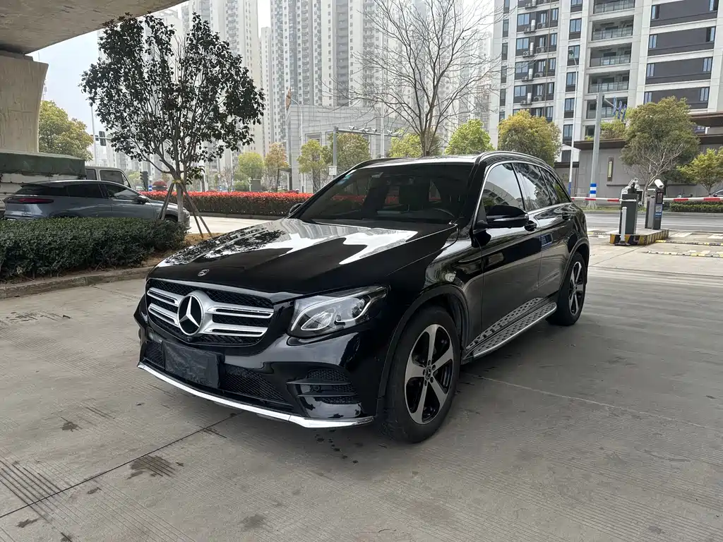 Mercedes-Benz GLC 2018 GLC 260 4MATIC luxury model купить на сайте DeffCars