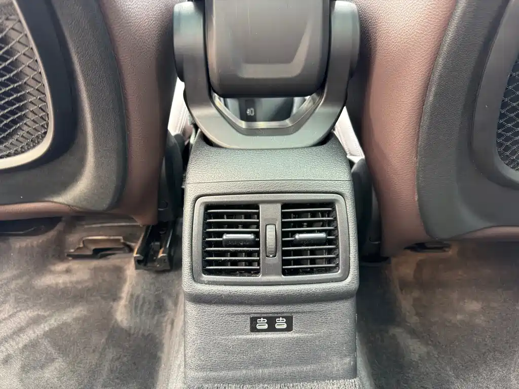 BMW X1 2022 sDrive25Li Leading Model купить на сайте DeffCars