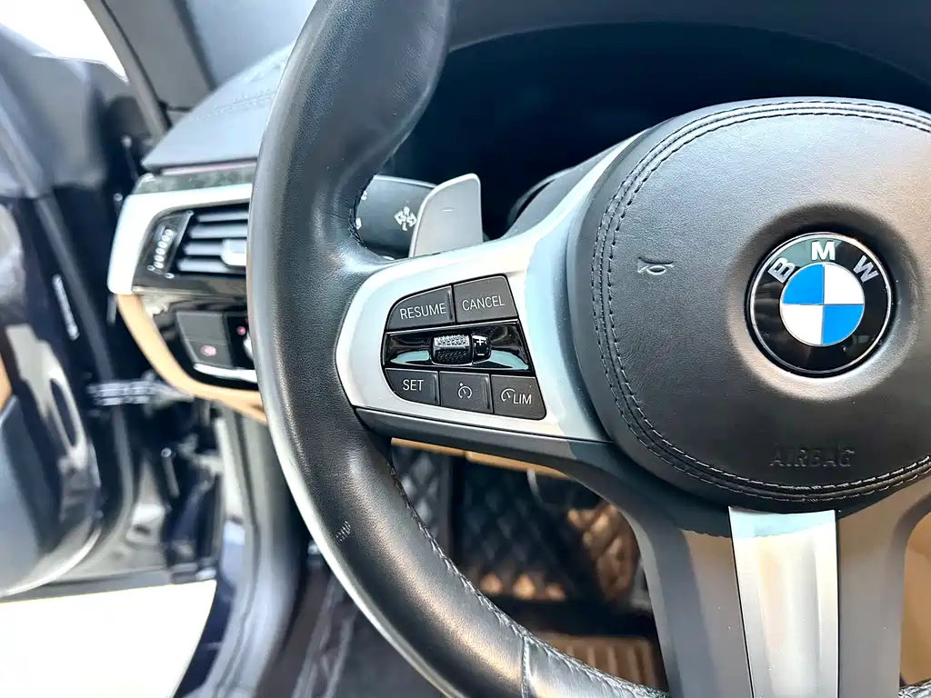 BMW 6 Series GT 2022 630i M Sports Package купить на сайте DeffCars