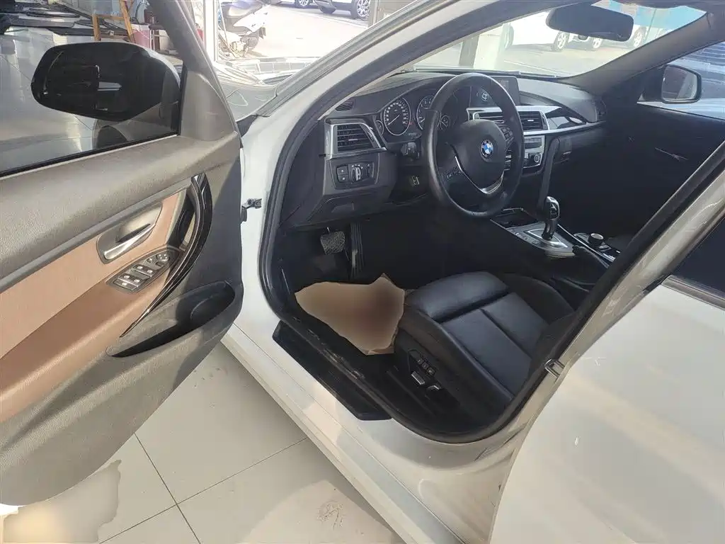 BMW 3 Series 2018 320Li Fashion Model купить на сайте DeffCars