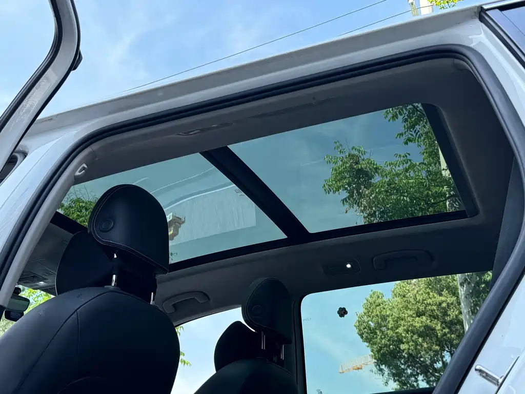 Tiguan L 2019 330TSI automatic two-wheel drive R-Line flagship version National VI купить на сайте DeffCars