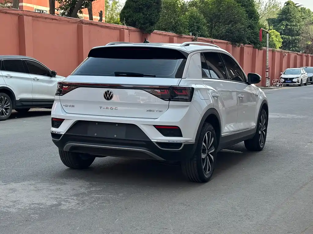 T-ROC 2023 280TSI DSG two-wheel drive time version купить на сайте DeffCars