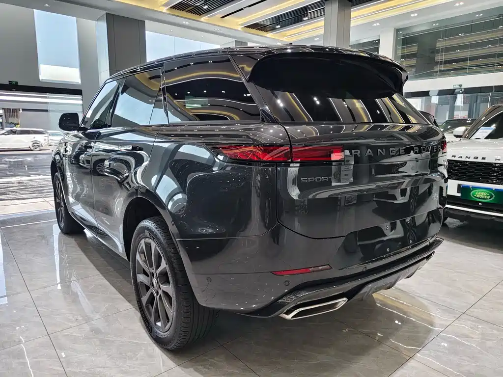 Range Rover Sport 2024 400PS Dynamic SE купить на сайте DeffCars