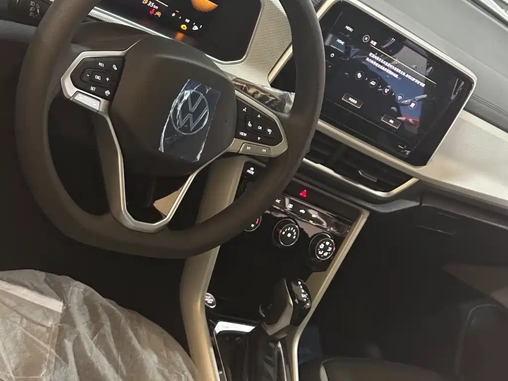 T-ROC 2025 facelift 280TSI DSG two-wheel drive time version купить на сайте DeffCars