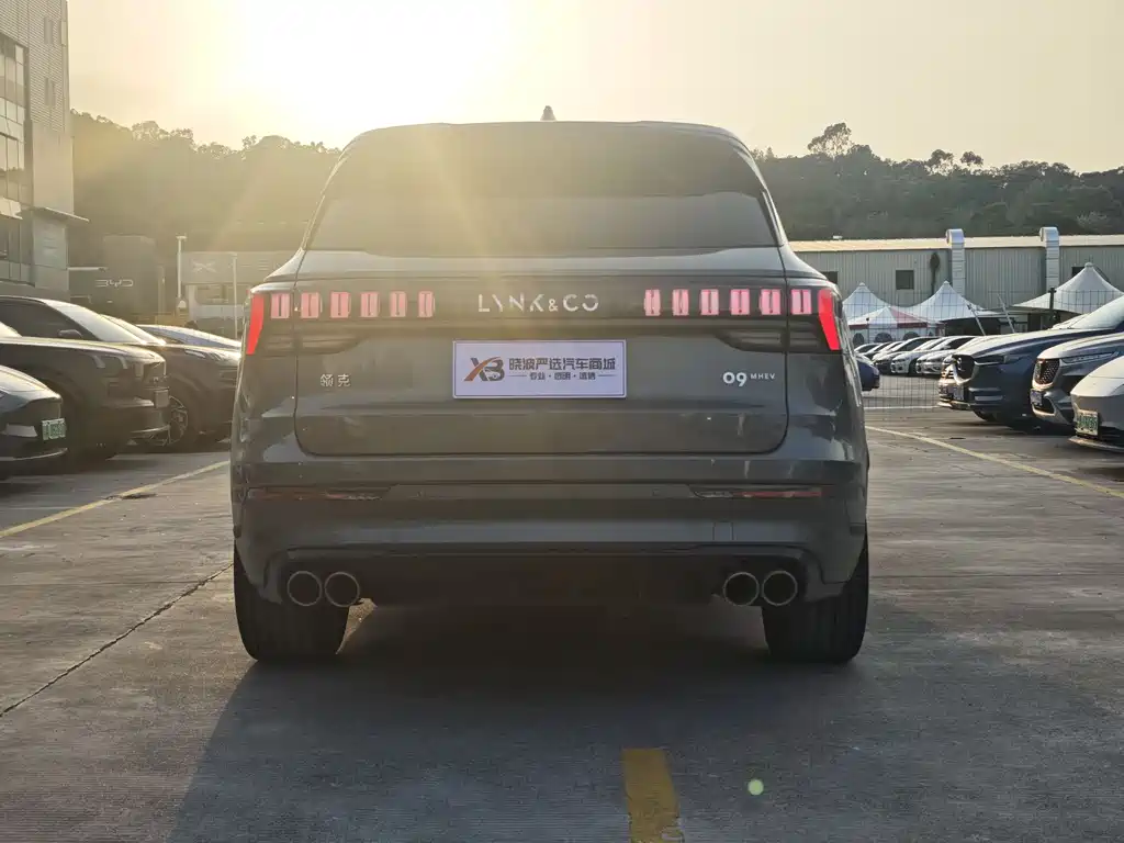 Lynk & Co 09 2021 2.0T Halo six-seater купить на сайте DeffCars