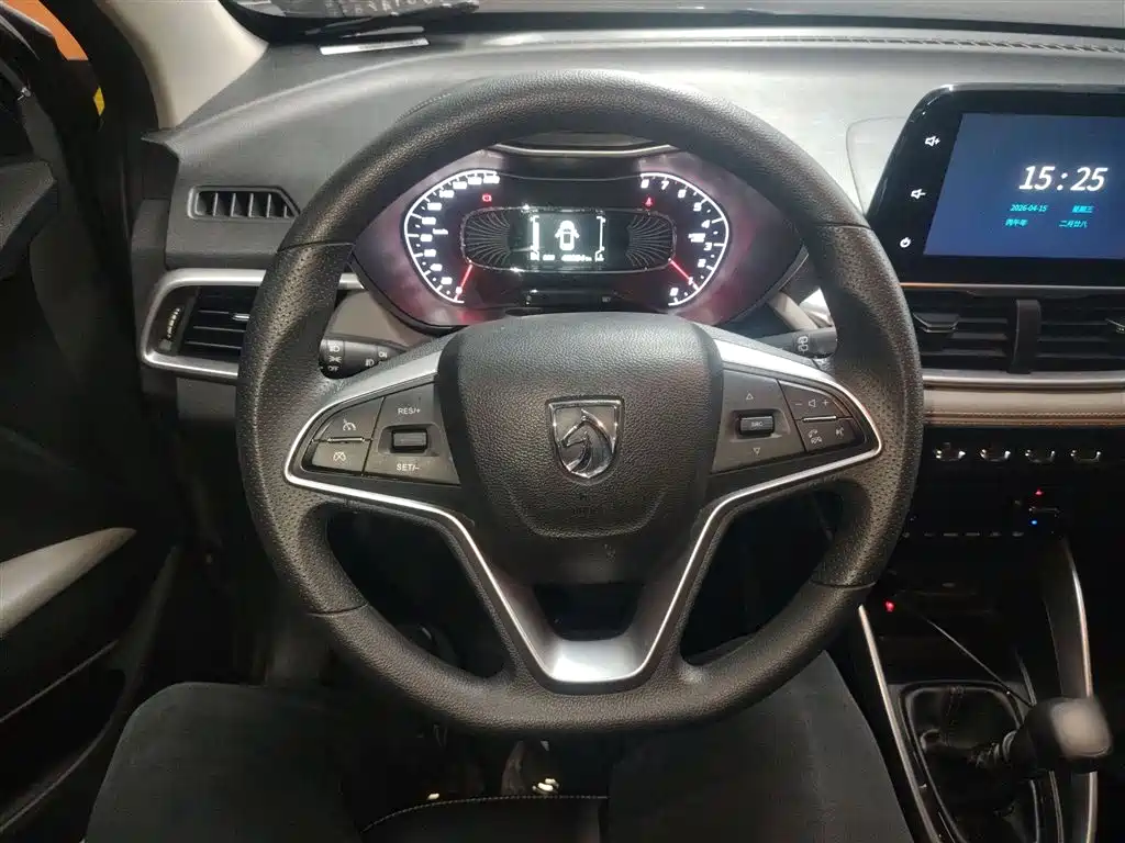 Baojun 510 2017 1.5L manual fashion model купить на сайте DeffCars